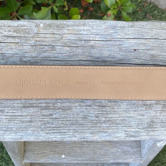 Michael Kors White Logo Adjustable Circle Belt Bag. New! NWT Size Large. - Picture 8 of 11